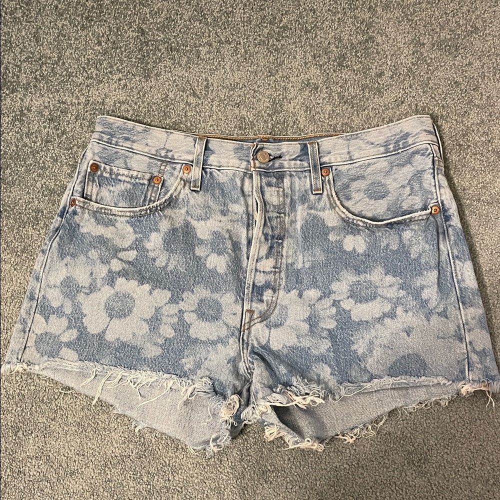 Levi 501 denim shorts